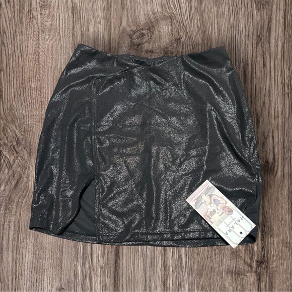 Halara Shimmery Black Slit Front Mini Skirt Sz XS Shiny Black 4 Way Stretch - Picture 5 of 8